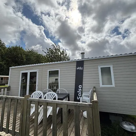 Confort 8 Pers Campsite *