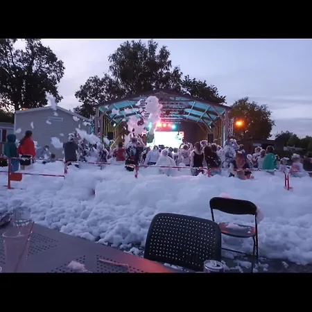 Campsite Confort 8 Pers