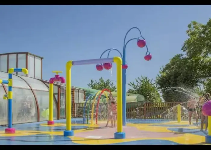 Confort 6 Personnes Kemping *